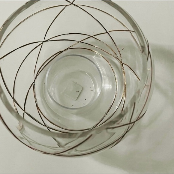 Partylite Calypso Gold Tealight Candle Holder - Picture 2 of 2